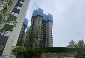 「買ったマンションは完成するのか‥」　問題物件の「ババ抜き」状態に陥る中国不動産不況