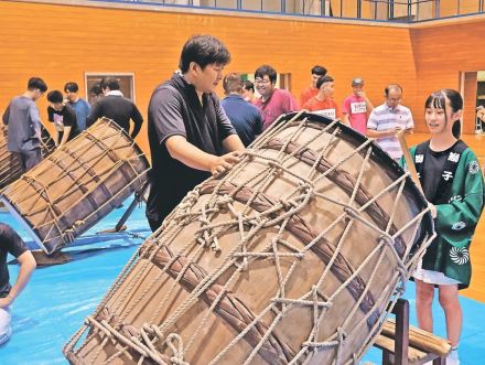 伝統の太鼓で親睦深める　富山県南砺市福野南部地区、交流イベント初開催