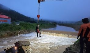 １時間当たり最大１０３．５ミリの大雨…韓国全羅南道、相次ぐ浸水被害