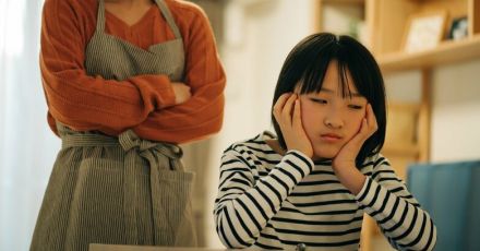 子どもに何を言っても「ムリ」「できない」のマイナス思考→教育評論家の指摘する「諸悪の根源」がまさかだった！