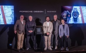 ポルシェ911のメーターパネルをイメージしてデザインされた世界限定350本の腕時計「クロノグラフ1 - ホディンキー 2024エディション」発表会