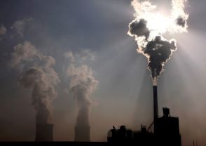 中国、石炭火力発電部門の排出削減で行動計画　新技術採用など