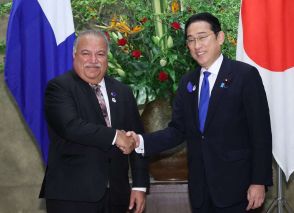 岸田首相、ツバルに日本のサイバー防御機材を供与へ　太平洋の島嶼国首脳と相次ぎ会談