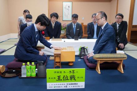 【王位戦】藤井聡太王位　初の函館で連勝へ　北海道のタイトル戦は過去６戦負けなし　第２局初日