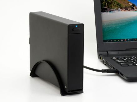 USB 3.2 Gen 2/eSATA両対応の3.5インチHDDケース「裸族の一戸建て」