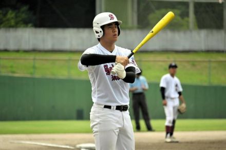 試合前日にスパイク磨き、初の大会へ　代打に立った桜が丘の山本主将