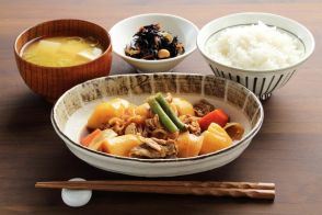 友人が「一人暮らしの自炊はコスパが悪いから毎日外食」と言っているのですが、どう考えても自炊の方がコスパ最強ですよね？「外食」と「自炊」で1ヶ月にかかる費用の差はどれくらいですか？