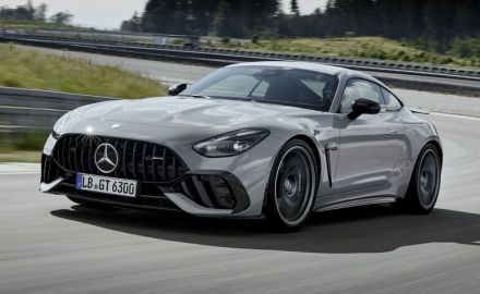 メルセデスAMG GT、612馬力の「63 PRO 4MATIC+」発表