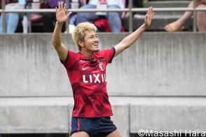 鈴木優磨も格闘「サッカーとパンツの大問題はこう解決せよ」緊急提言（1）「見えない」大迫勇也にスポンサー困惑、「きっちりイン」戸嶋祥郎を救え