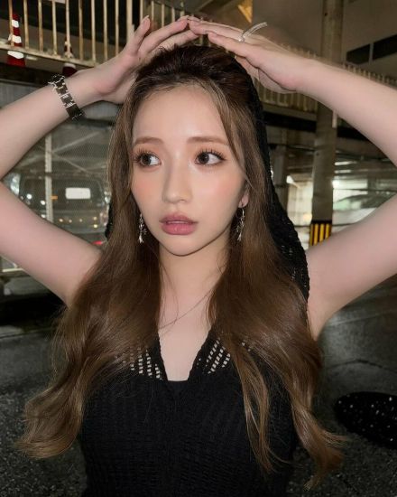 三代目ELLYと熱愛の南りほ、3色MIXニューヘアカラーの彼女感溢れる“デートふうショット”に反響