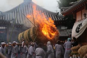 奈良の火祭り・東坊城のホーランヤ、5年連続中止　8月、熱中症警戒