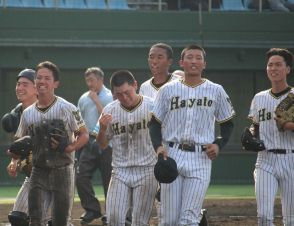 横浜隼人２点差の９回２死から逆転勝ち「勇気持って走って、勇気持ってバット振った」／神奈川