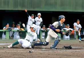 ＜高校野球＞埼玉地区大会、川越東が敗れる　聖望学園がコールド勝ち　シード西武文理も敗れる、不動岡が競り勝つ　きょう20日は7球場で16試合を予定