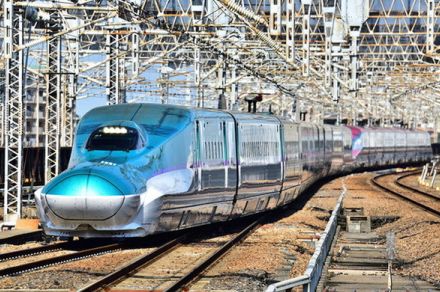 北海道新幹線の「なが～いトンネル」掘削完了！「貫通の瞬間」はどんな様子？ 鉄道・運輸機構が公開