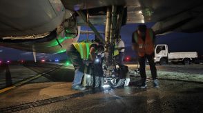 マカオ国際空港の滑走路が2時間にわたり閉鎖…貨物機が離陸中にタイヤバースト