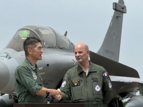 来たぞ!! 茨城に異形のフランス戦闘機が飛来！ 訓練画像には第3国の機体も