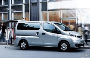 日産NV200バネットが一部仕様向上、安全機能を全車に標準装備!