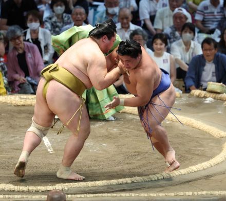 若隆景　土俵際で逆転を許して２敗目　「最後の詰めが甘かった。下がって負けた相撲ではないので」