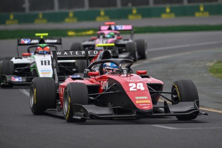 ファン・ホーペンが予選最速。セッションはタイトル候補ブラウニングのクラッシュで赤旗終了に｜FIA F3ハンガロリンク