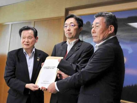 新たな農業団地の造成を　JA熊本経済連、木村知事に要望書　半導体集積に伴う農地減少受け