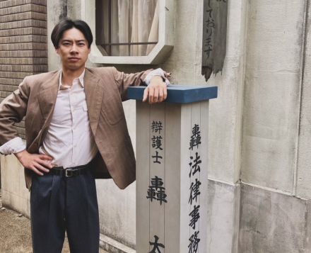 『虎に翼』31歳俳優がジュノンボーイで受賞していた“意外な賞”。大袈裟な演技で旬が10年以上続くワケ