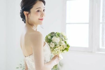 「結婚したい相手の職業」1位は公務員！魅力的な公務員の年収はいくら？