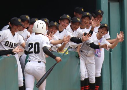 女子の夏開幕　全国高校女子硬式野球選手権　最多61チームが激突／兵庫・丹波市