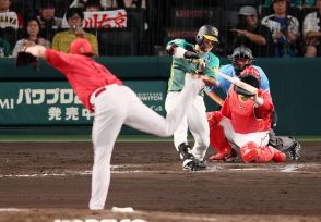 【阪神】変則的なライトゴロ　野間峻祥が落球も、一塁に戻りかけていた佐藤輝明が進塁できず
