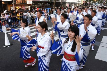 観客交え総踊り 白壁のまちに熱気　岡山・倉敷市中心部で天領夏祭り