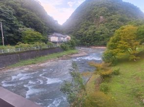 川遊びの男性（18）が行方不明に…6人で川に飛び込み5人は自力で岸へ　山口・篠目川