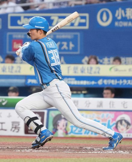 【日本ハム】石井一成８試合連続安打　適時打で６点目「変化球がバットの先に当たりラッキー」