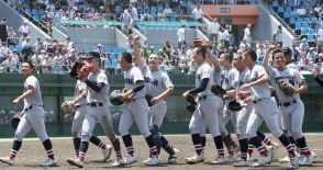 横浜が桐光学園との強豪対決制す　２年ぶり２１度目へあと２勝　為永皓が一発など３安打２打点／神奈川大会