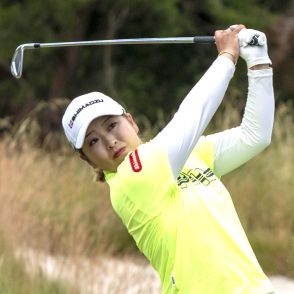 西郷真央は７１で８差１２位に後退　吉田優利３１位　渋野日向子５６位…ダナ・オープン第３日