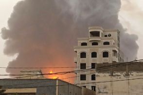 イスラエル、イエメンのフーシ派支配地域に攻撃 3人死亡