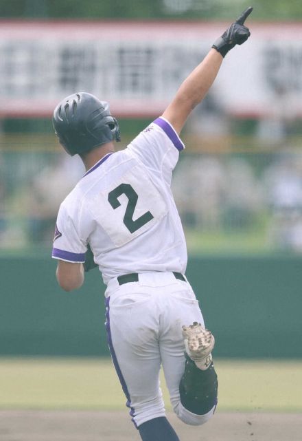 金足農が6年ぶり7度目の甲子園　エース吉田大輝の完投で決めた！　中泉監督「うれしいの一言」