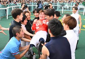 小牧太「魂の騎乗やったね」ＪＲＡラスト騎乗で有終Ｖ　来月１日から兵庫県競馬に復帰