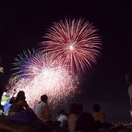 足立の花火「開始20分前に中止」で70万人が無念…「この夏はあちこちでゲリラ豪雨」イベント突然中止のリスクを気象予報士が警告