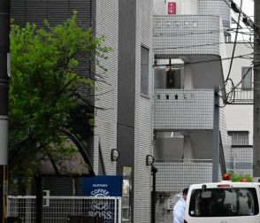 第一通報者の女を逮捕　マンション一室で男性殺害の疑い　京都府警