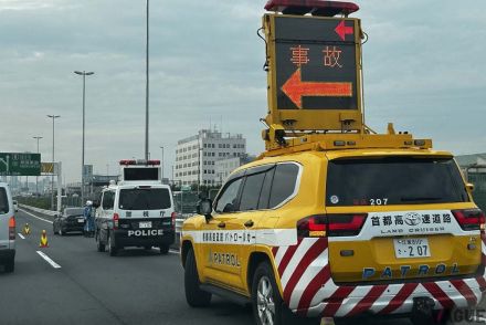 高速道路走行中 突然の「タイヤ破裂」には要注意!? 夏の長距離ドライブ前に気をつけるべきポイントとは