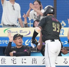 【ロッテ】満員のスタジアムで２戦連続２桁失点「みっともない試合をしてしまった」吉井監督謝罪