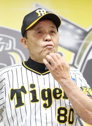 【阪神】岡田彰布監督、一皮むけてほしい選手は「野手全員ですね」前半戦を総括