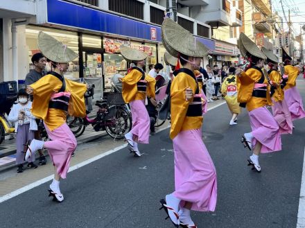 都立家政駅前メインストリートで「かせい阿波踊り」　「かせい連」ら8連