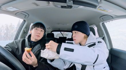 “グクミン” JIMIN＆JUNG KOOK、おそろいのパジャマでハミガキシーンも！第2弾ティザー予告＆場面写真