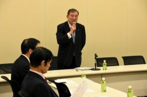 石破氏主宰の勉強会、二階派議員ら12人が出席　党内支持拡大が課題