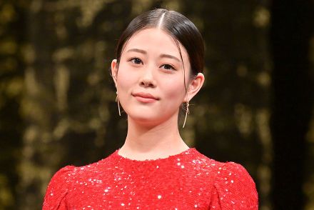 高畑充希、“夫”との『光る君へ』オフショットが話題「お2人とも美しすぎ」「定子ロスです」