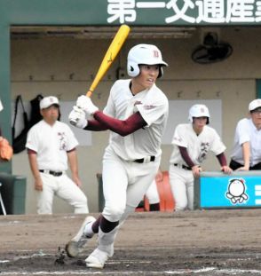 前の打者3敬遠に「打ってやる」適時打2本　福岡大大濠・永田選手