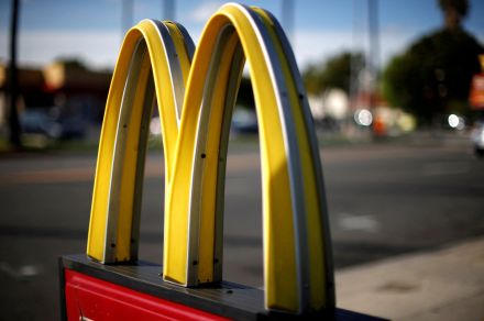 マクドナルド、米国内で5ドルセットの提供8月まで延長へ