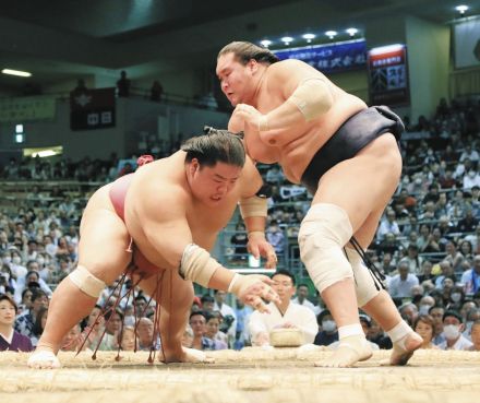 ノってる！照ノ富士9連勝「とにかく、圧力をかけないと」まわしにはこだわらず攻めの相撲見せる【大相撲名古屋場所】