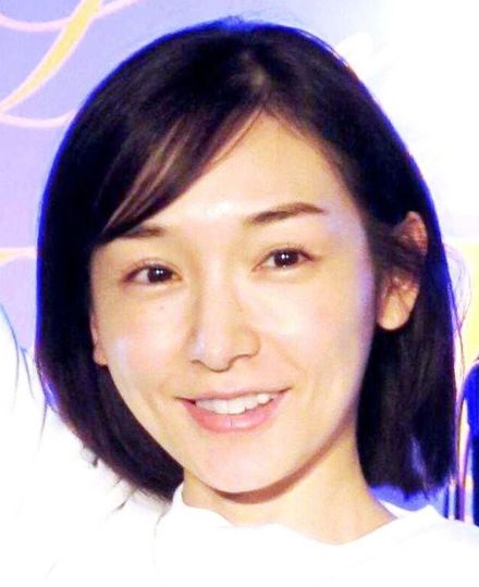 加護亜依３６歳　納車されたカスタムカーに騒然！「カッケー」「めちゃくちゃ渋い」５００万円で購入即決