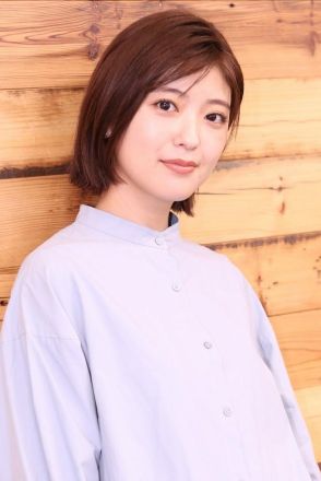 ＜工藤美桜＞「大人になりました」　ヘソ出しルックで美くびれ披露　「洗練されてきれいに」の声